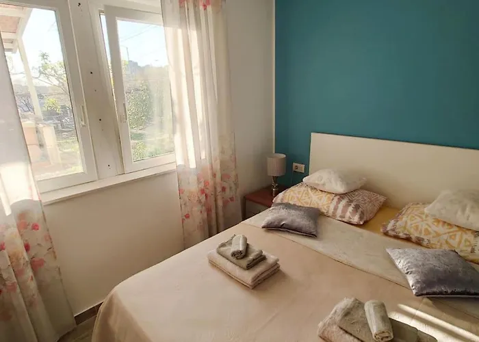 Cozy & Bright In Apartman Split