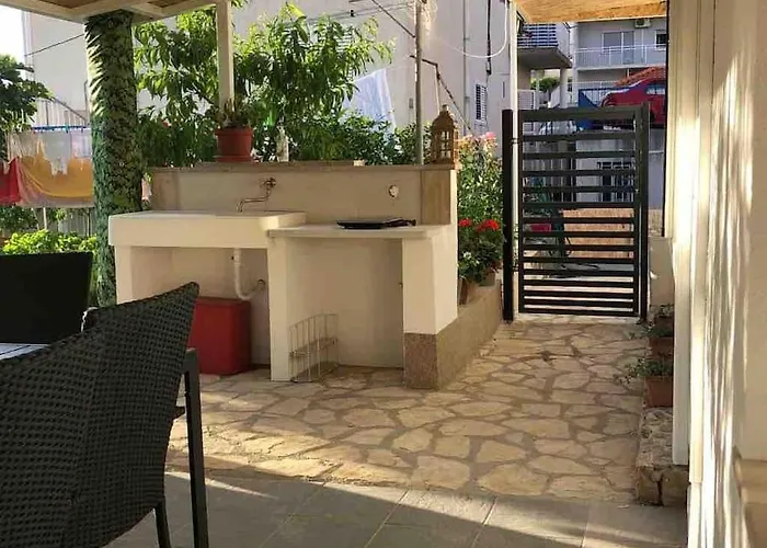 Apartment Cozy & Bright In Split